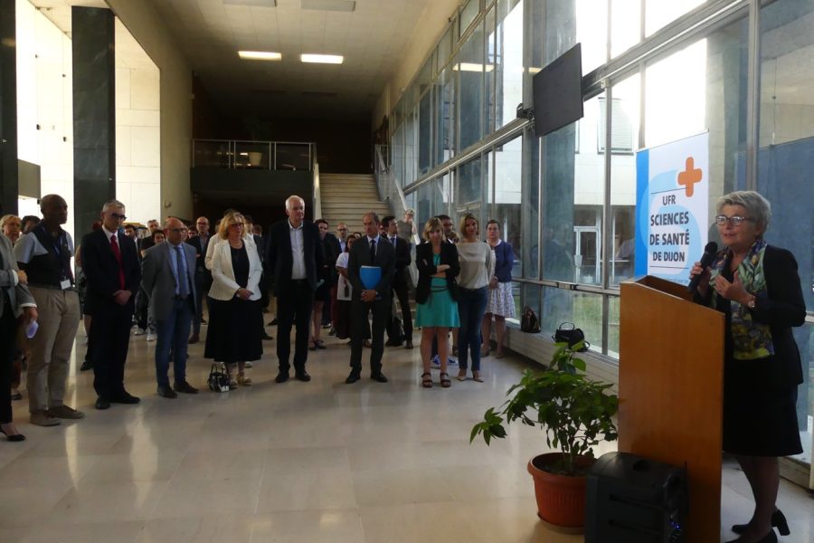 Marie-Guite Dufay (Présidente de la Région Bourgogne-Franche-Comté) pour l'inauguration de la filière Odontologie à l'UFR des Sciences de Santé