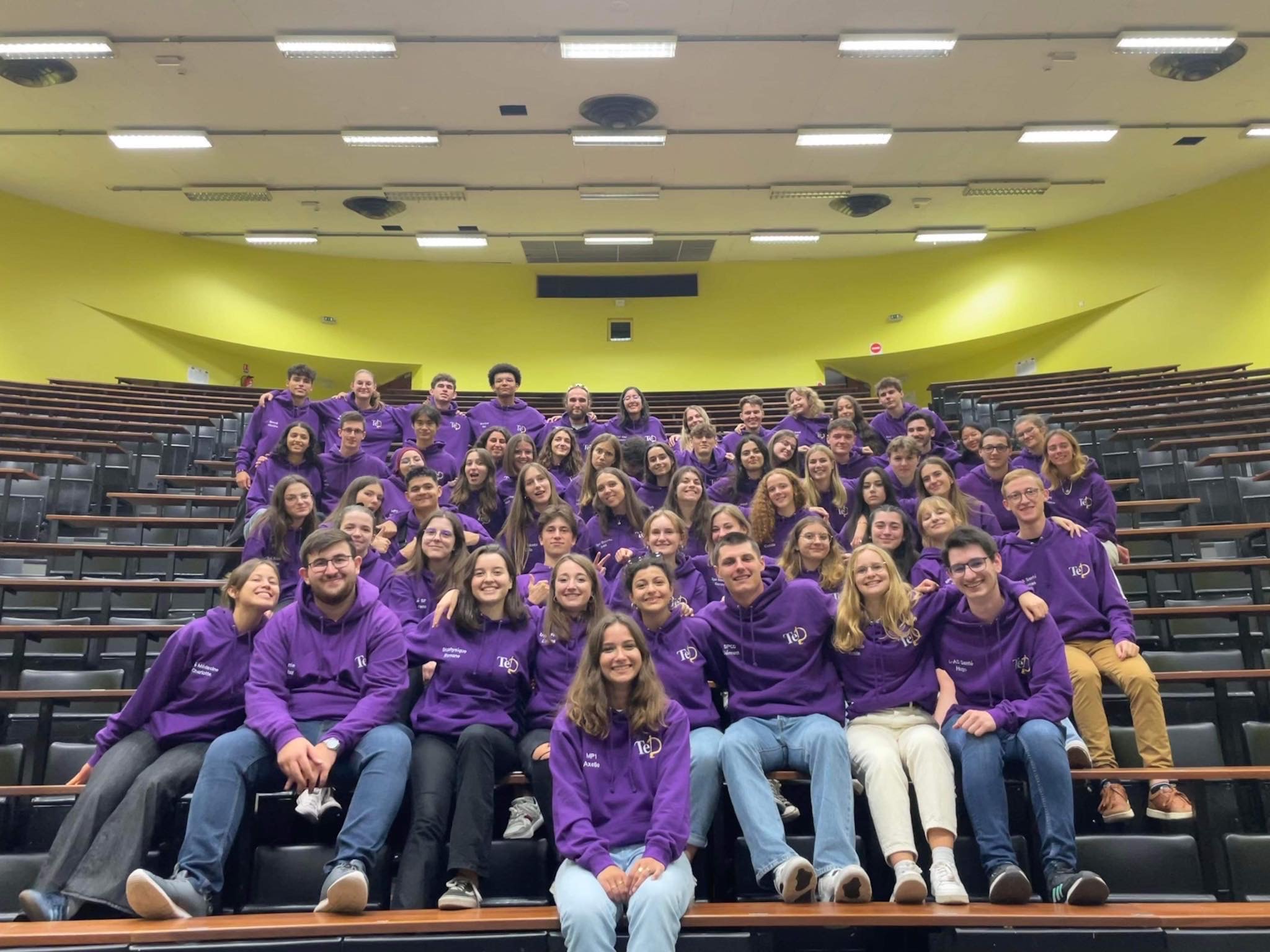 Le TeD est composé de 67 étudiants bénévoles en 2ème ou 3ème année de toutes les filières de santé confondues, qui donnent de leur temps afin d’apporter un soutien et un accompagnement optimal aux étudiants en 1ère année.